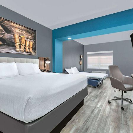 La Quinta By Wyndham Decatur Hotell Exteriör bild