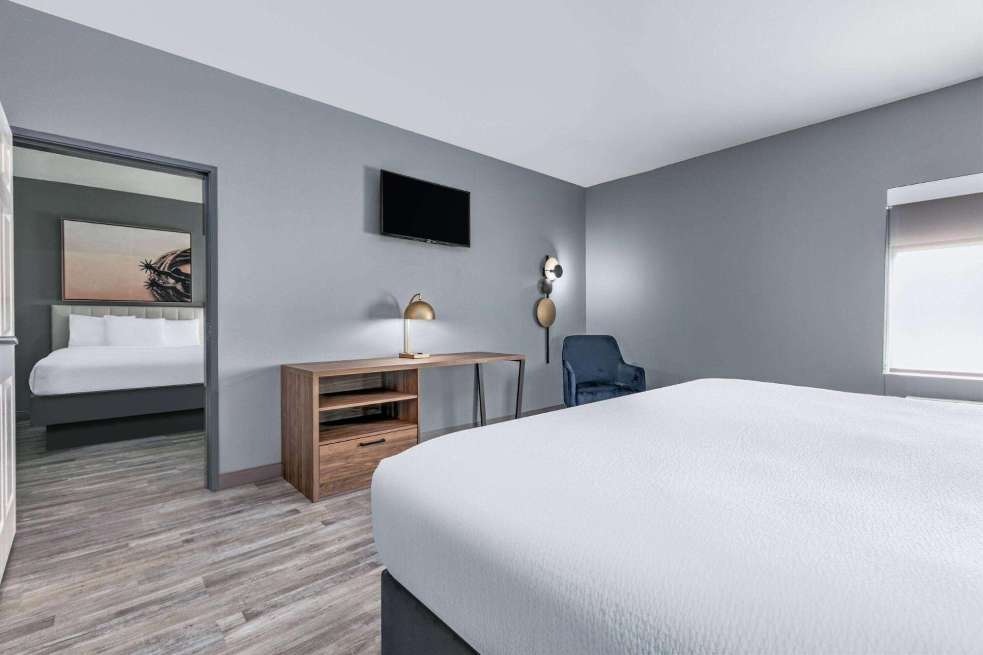 La Quinta By Wyndham Decatur Hotell Exteriör bild