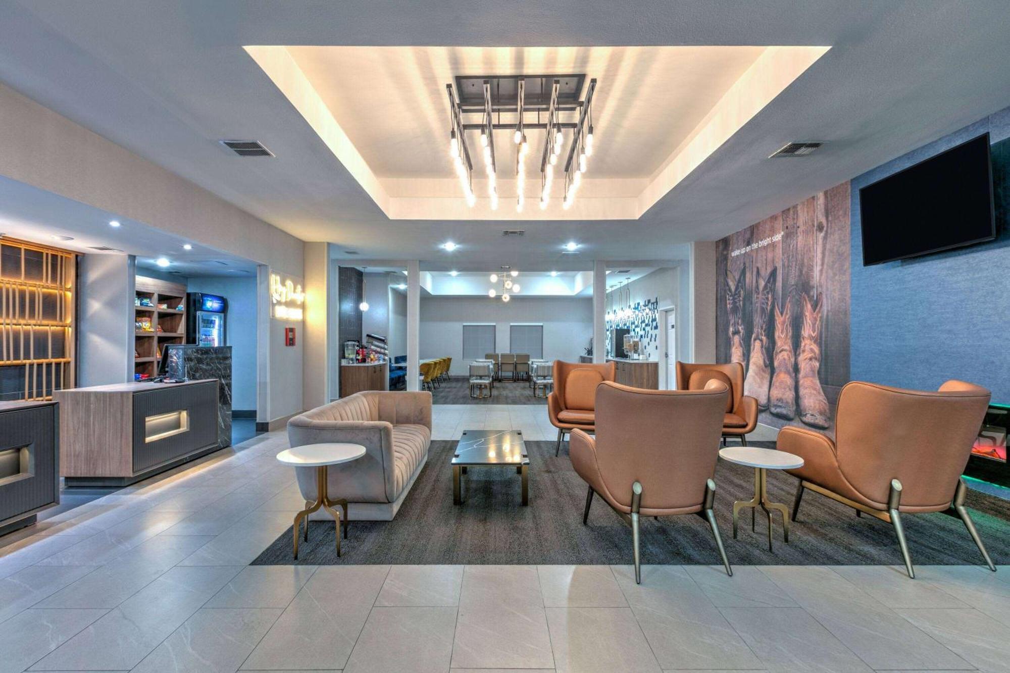 La Quinta By Wyndham Decatur Hotell Exteriör bild
