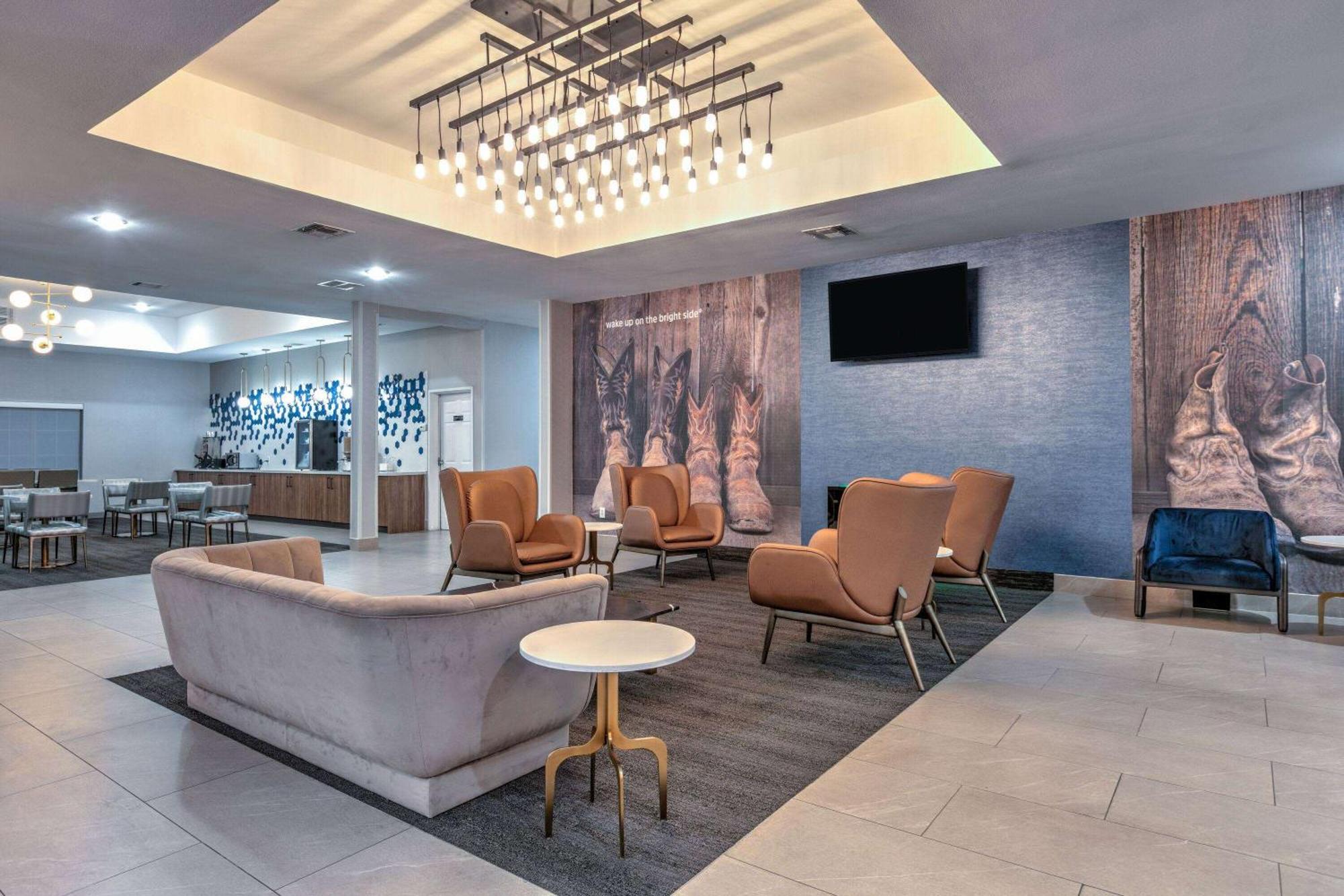 La Quinta By Wyndham Decatur Hotell Exteriör bild